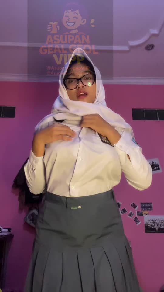 Join Telegram @ hubindoviral_official (2).mp4