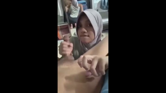 Zalva Anak Esemah Viral Pamer Meki Sampe Di Ewe