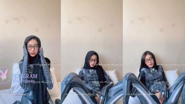 Bokep Indo Konten Miss Kayesha Omek Pake Hijab Dan Kostum Spidergirl