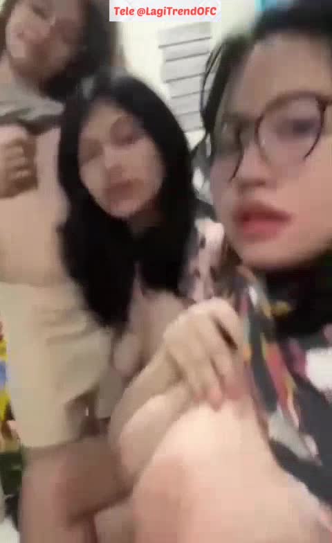 Satu Tongkrongan Saling Pamer Adu Aset