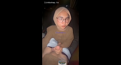 Ya Ampun Ukhty Kok Mau Dientot Ditengah Kebon